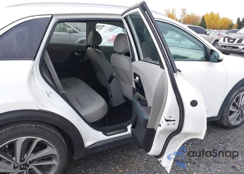 2018 Kia Niro Touring from USA, damaged, VIN KNDCE3LC0J5175195